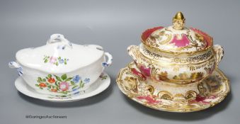 A Spode moulded sauce tureen, cover and stand painted with flowers and a Graingers Worcester