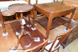 A Georgian style mahogany Kittinger furniture Georgian style tripod table. H-59cm. Together with a