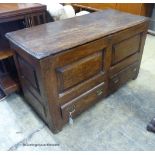 An 18th century pine mule chest, length 117cm, depth 49cm, height 68cm