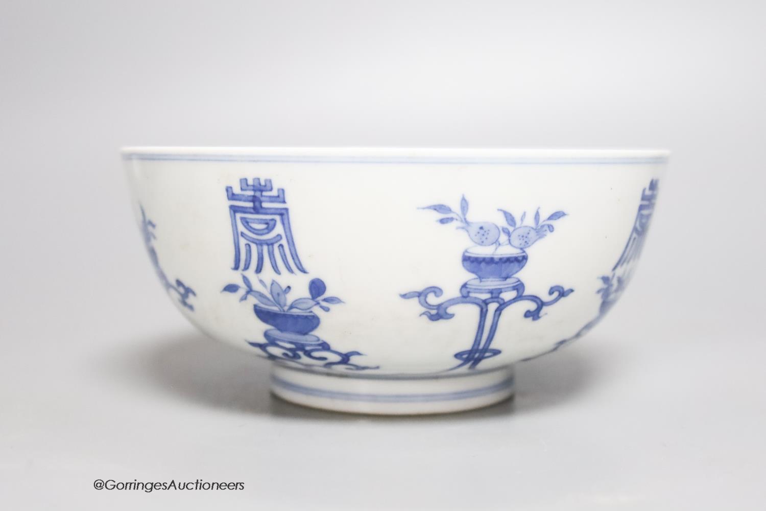 A Chinese blue and white bowl, Chenghua mark, diameter 15cm - Image 3 of 4
