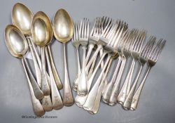Twenty five items of 19th century and later silver flatware, various dates, patterns and maker's,