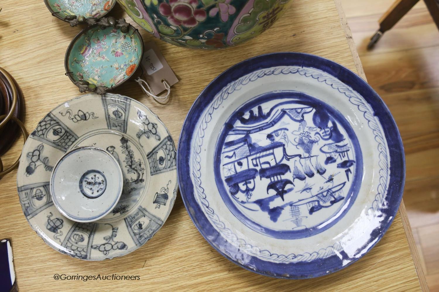 A quantity of mixed Oriental wares - Image 2 of 6