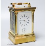 A French lacquered brass repeating carriage clock, height 17cm