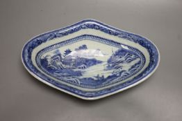 A Chinese blue and white lozenge shaped bowl, c.1810