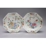 Two Chinese Qianlong famille rose octagonal plates, 21cm