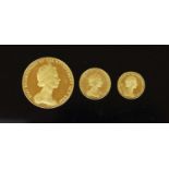 An Isle of Man Bi-Centenary set of three coins, 1965, five pounds, sovereign and half sovereign,