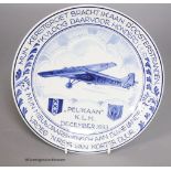 A K.L.M. Pelikaan delft Christmas plate 193318cm