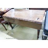 A Victorian mahogany Pembroke table, width 120cm, depth 48cm, height 74cm