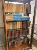 ° Antiques and Antiquity, approx. 100 assorted volumes