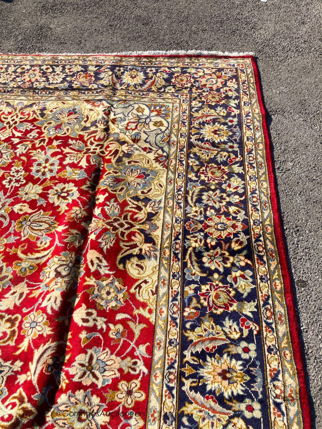 A Najaf Abad carpet, 370 x 250cm - Image 4 of 7