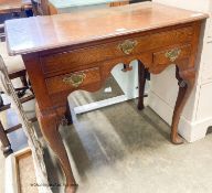 A George III oak lowboy, width 75cm, depth 47cm, height 73cm