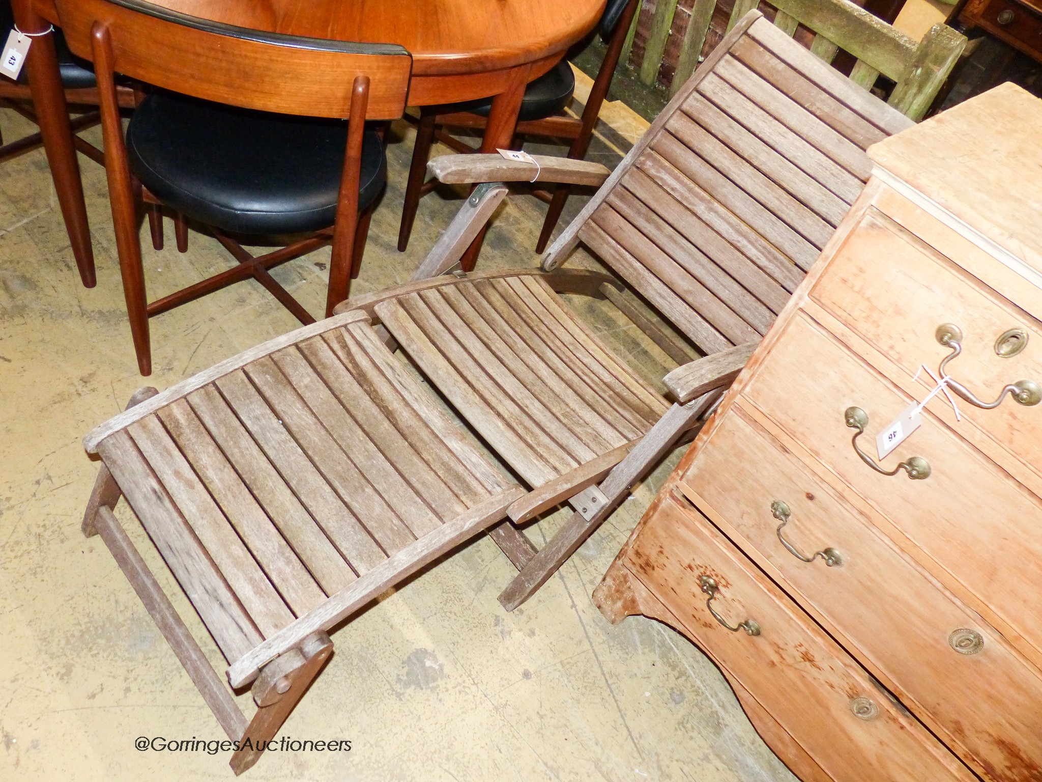 A weathered teak folding garden steamer chair - Image 2 of 2