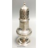 A late Victorian silver baluster sugar caster, Sheffield, 1899, 19.7cm,5.5oz.