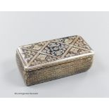 A 19th century Russian 84 zolotnik and niello rectangular snuff box, with trellis and scroll