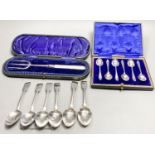 A set of six George IV silver fiddle pattern teaspoons, London, 1823, a later cased set of six