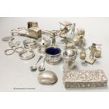 Sundry small silver including a pair of George III silver candle snuffers, Emes & Barnard, London,