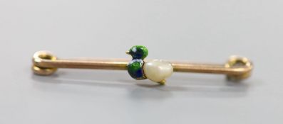An early 20th century small yellow metal, enamel and baroque pearl set duck bar brooch, 31mm, gross
