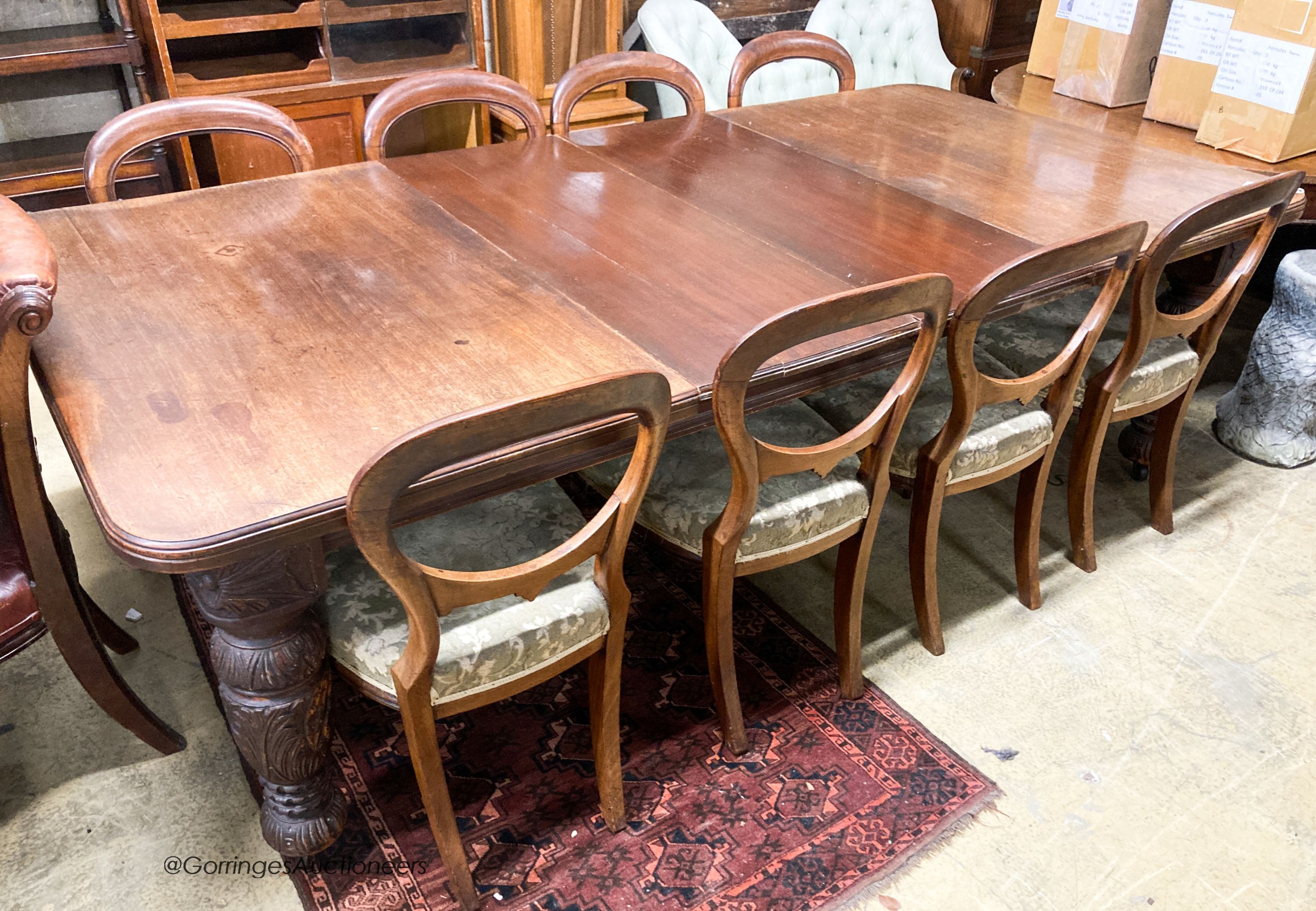 A late Victorian mahogany extending dining table, 238cm extended, two spare leaves, depth 118cm,