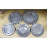 18th century pewter flat wares - a set of eighteen pewter plates by Henry Maxted, 9in. and 10in.,