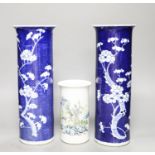 Three Chinese sleeve vases, 19th century and later, tallest 30.5 cm