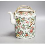 A Chinese famille rose teapot, late 19th century,16cm