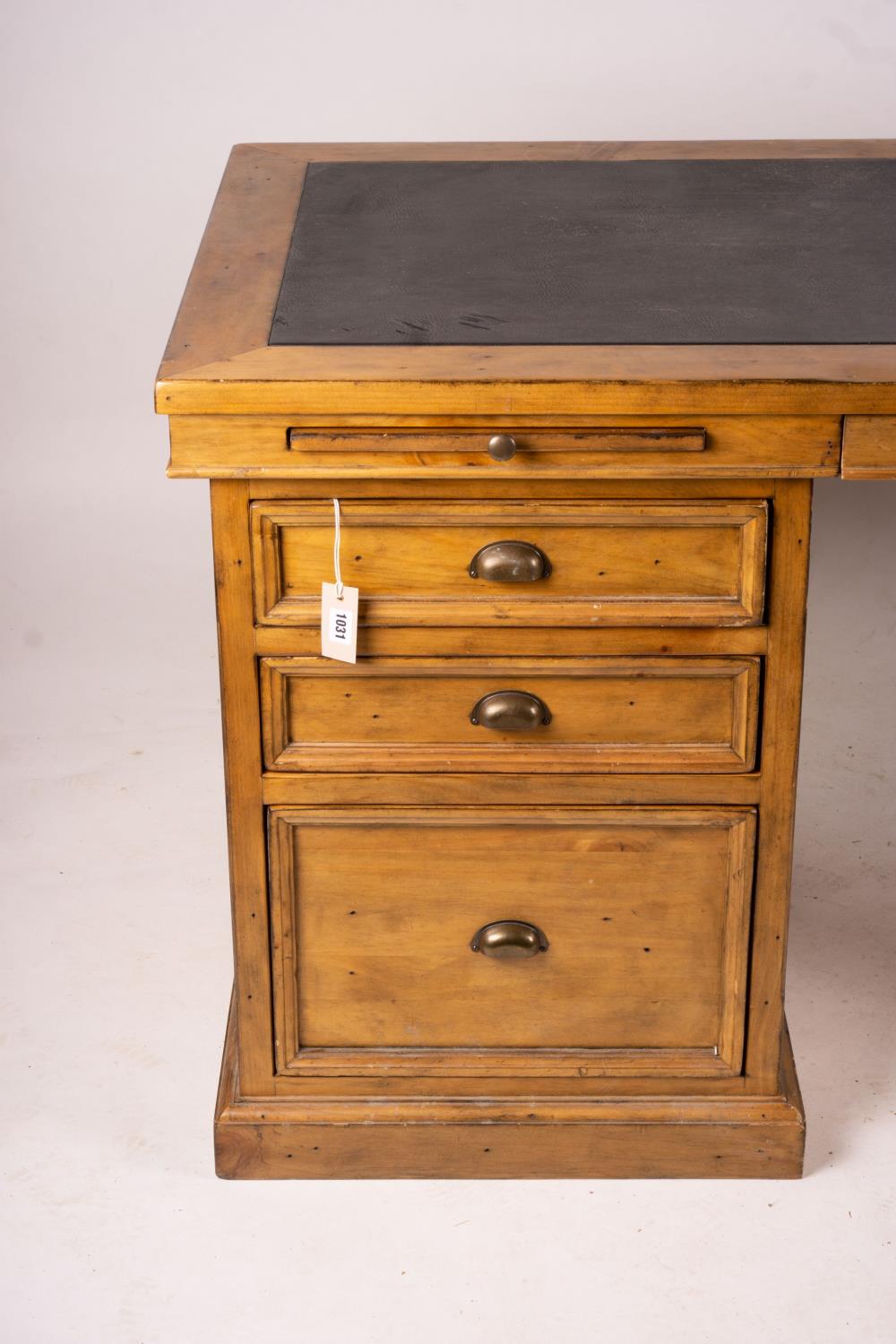 A reproduction pine kneehole desk, width 174cm, depth 79cm, height 86cm together with a matching - Image 2 of 9