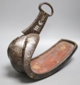 A Japanese Edo period silver-inlaid iron stirrup,some wear27cm