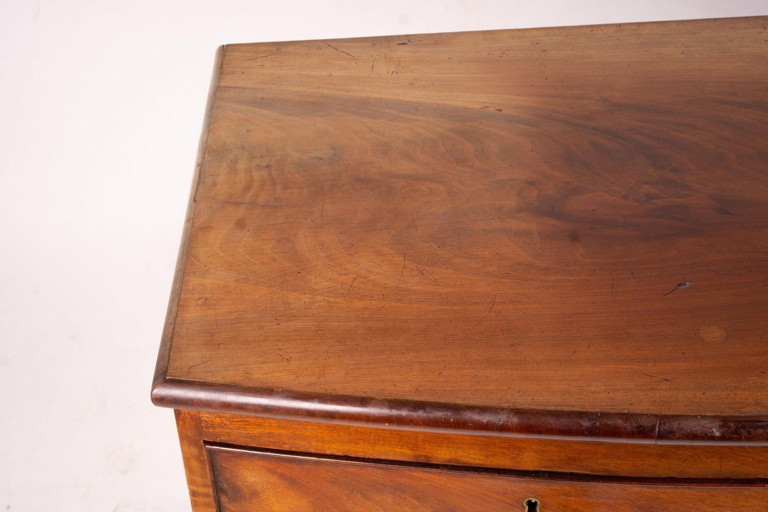 A Regency mahogany bow fronted chest, width 90cm, depth 50cm, height 90cm - Image 7 of 8