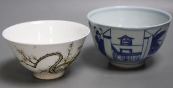 A Chinese blue and white figural bowl and another prunus decorated bowl,11cm