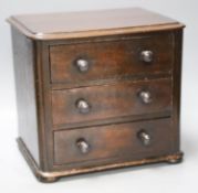 A Victorian miniature mahogany chest of 3 drawersMinor scuffing,27cm