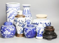A group of seven Chinese blue and white porcelain vases and jars, 19th/20th century, and three