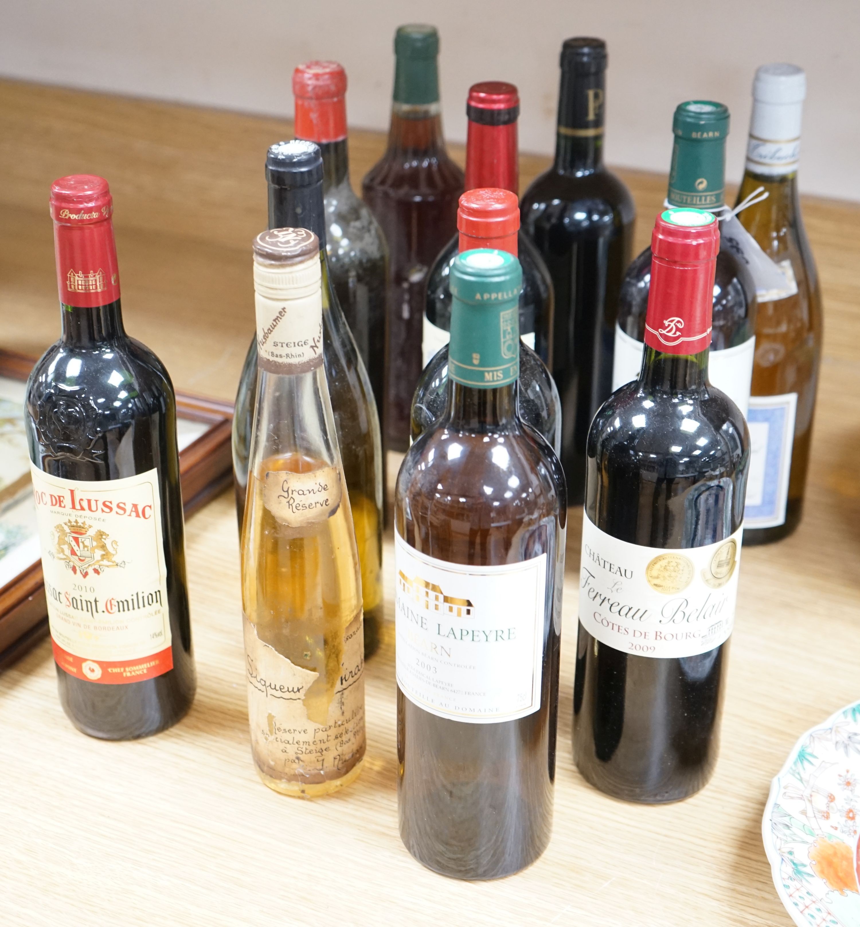 Twelve bottles of mixed wines - Image 2 of 2
