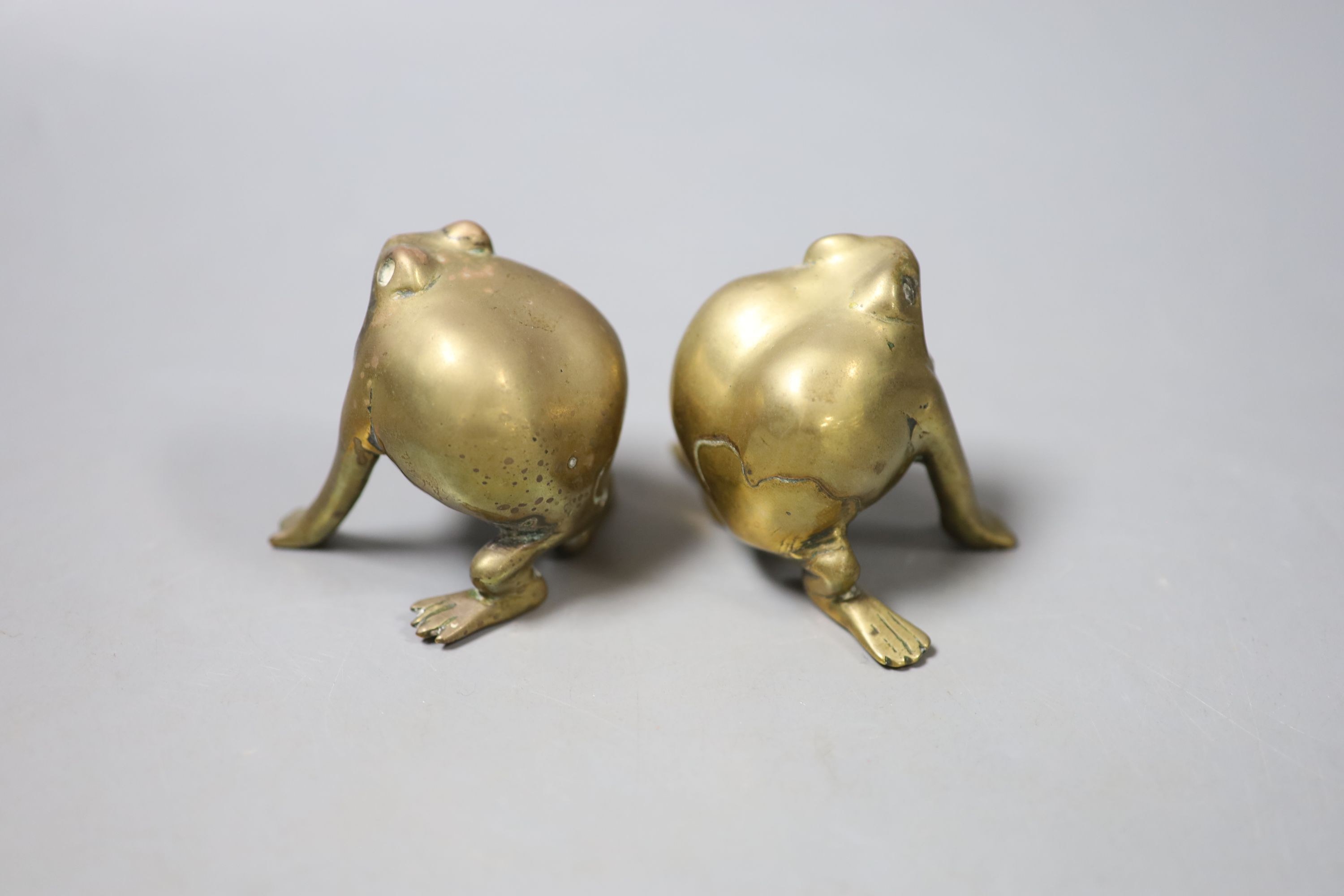 A pair of Chinese small bronze censers, in the form of toads with open mouths, height 7cm - Image 2 of 2