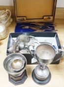 Mixed plated wares and collectibles