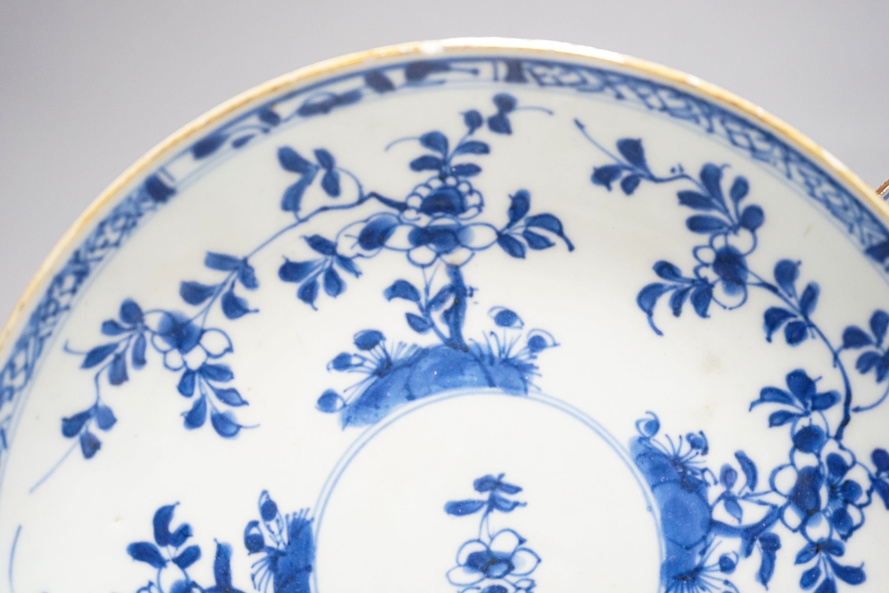 Two Chinese Kangxi blue and white dishes22cm - Image 2 of 2