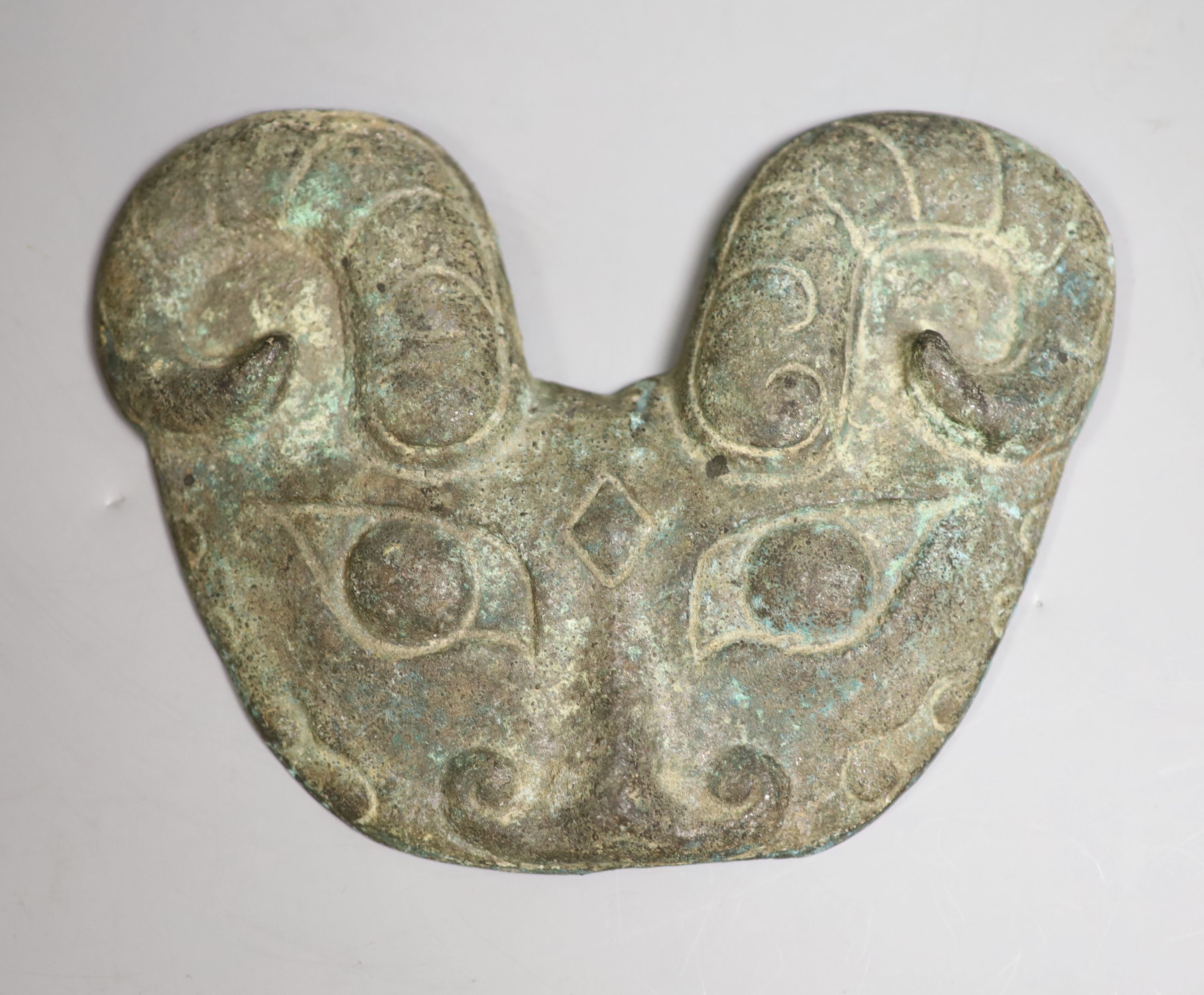 A Chinese bronze ram's head, 16cm wide