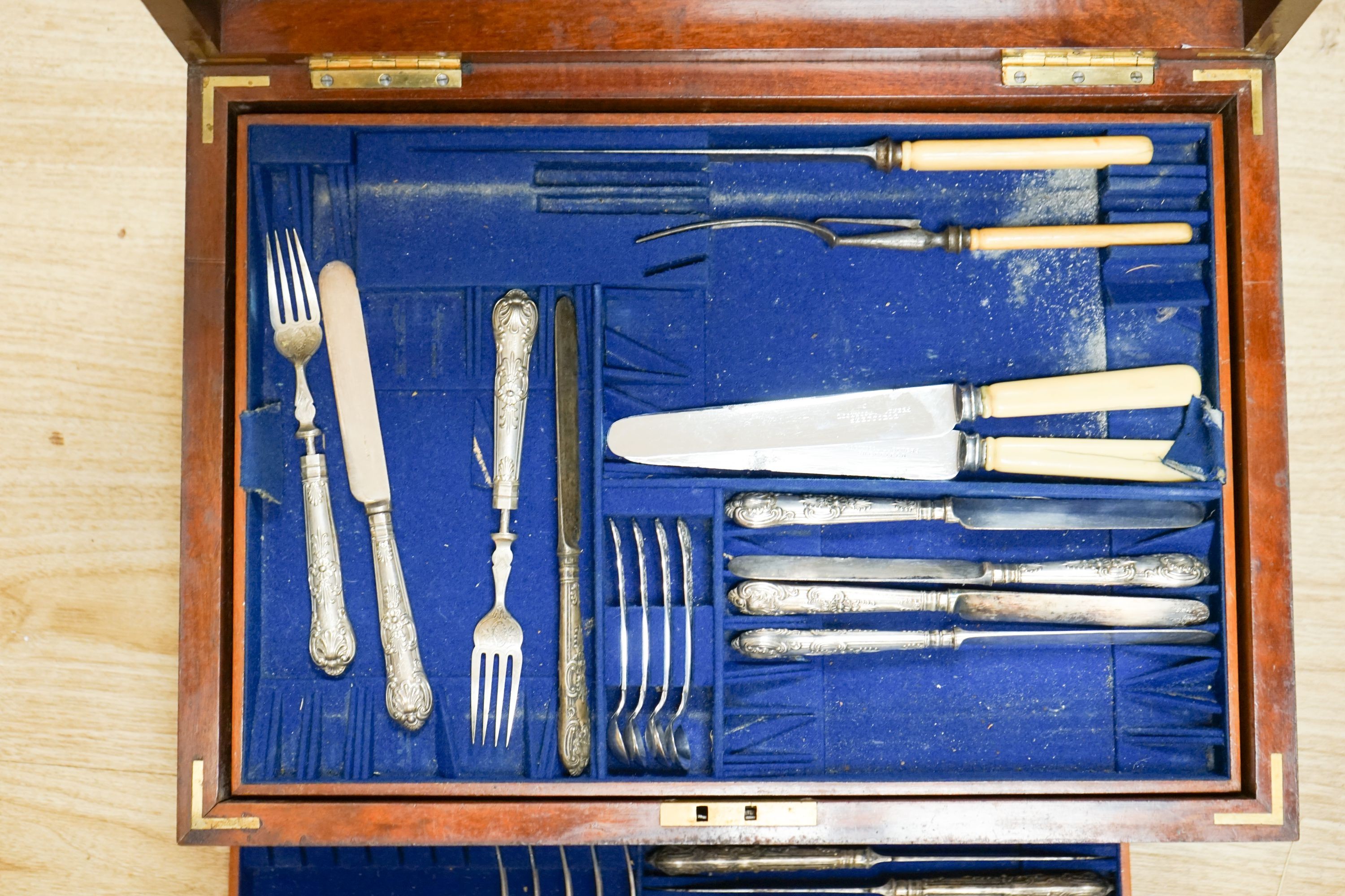 A canteen of plated cutlery - Image 2 of 3