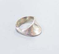 A Georg Jensen sterling ring, no. 148, size O.