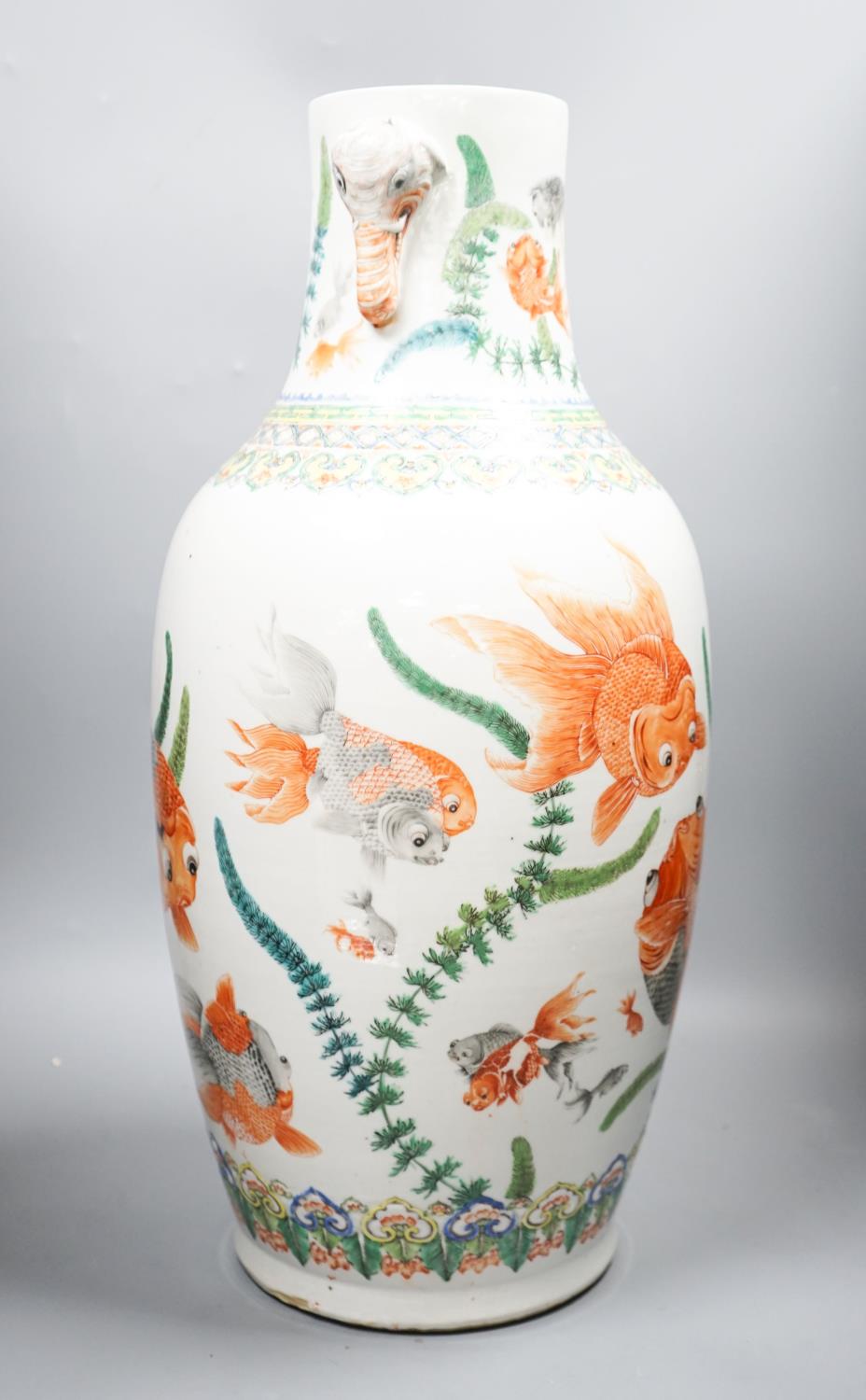 A large late 19th century Chinese famille verte ‘goldfish’ vase, 52.5 cm high - Image 4 of 5