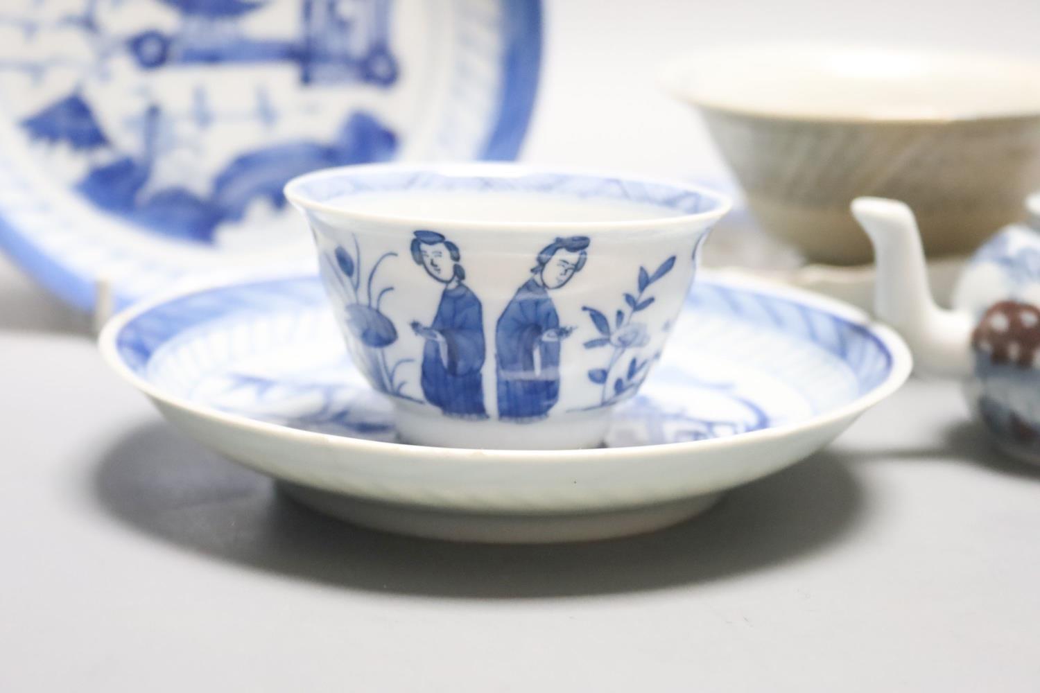 Assorted Chinese and oriental ceramics. - Image 3 of 6