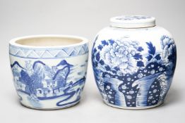 A Chinese blue and white jar and cover and a similar jardiniere, 23cm