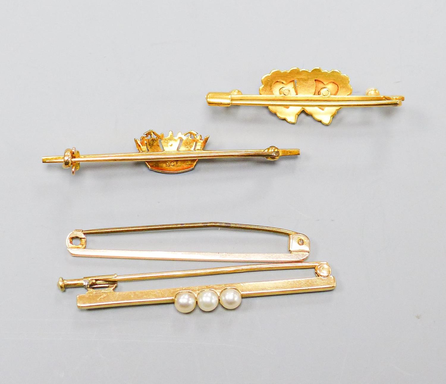 Four 9ct gold bar brooches, three set with seed pearls, largest 47mm, gross 10.4 grams. - Image 3 of 3