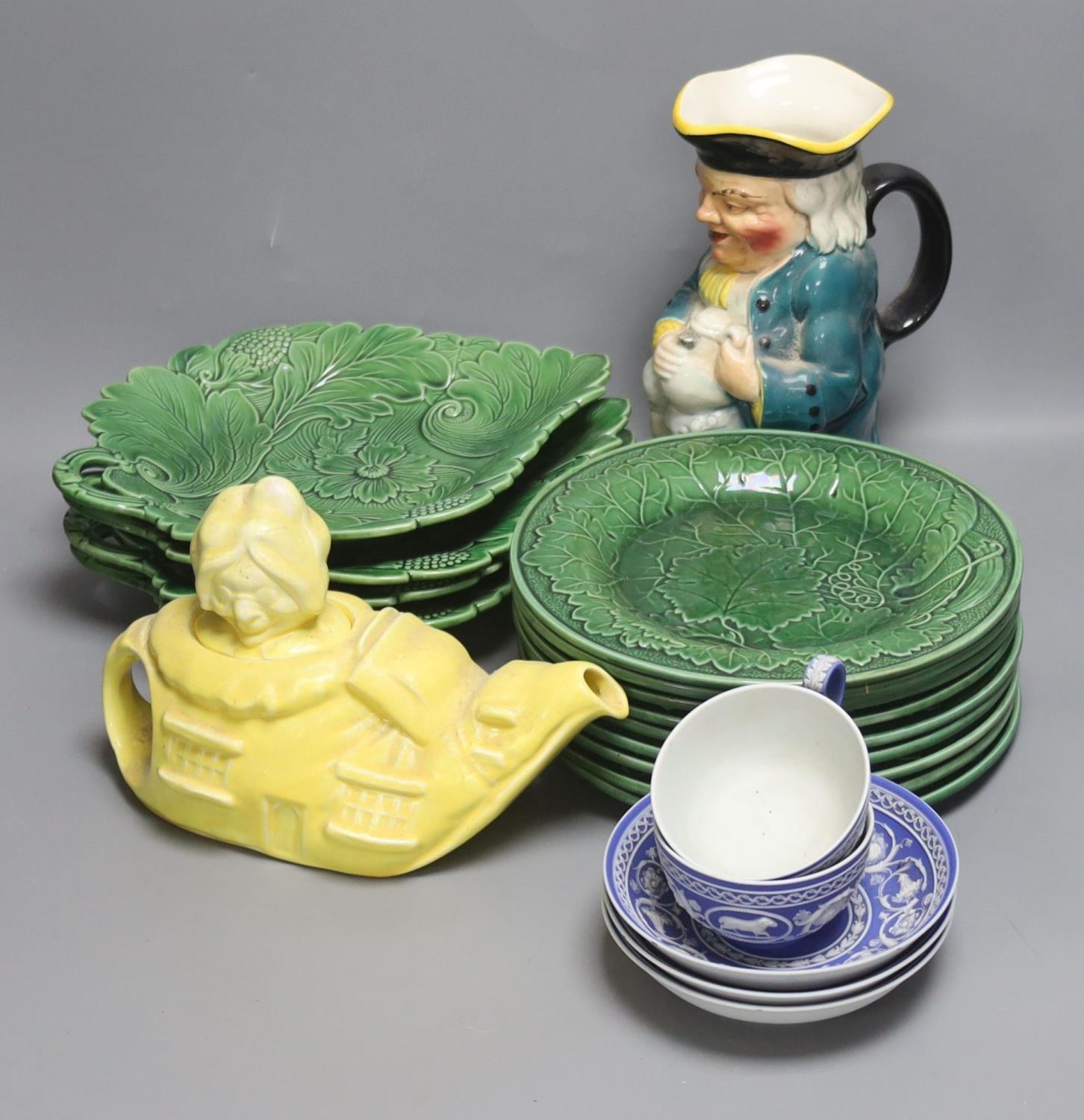 Victorian green majolica leaf dessert wares, Art Deco "Old Lady who lived in a Shoe" yellow teapot