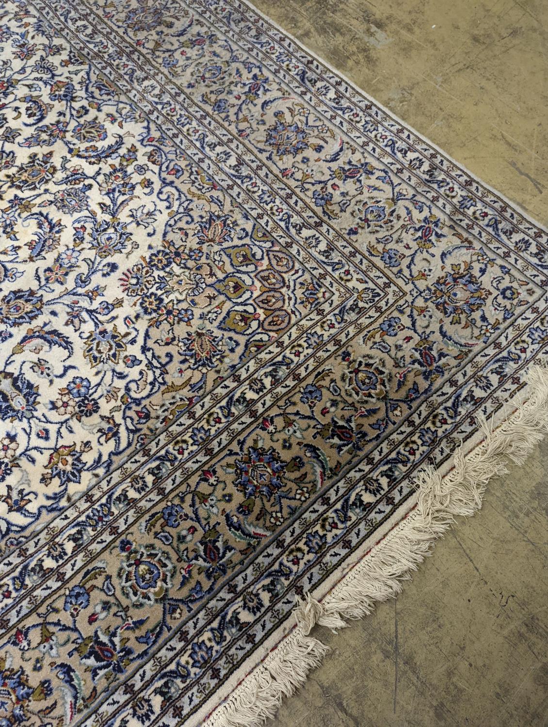A Nain ivory ground carpet, 315 x 214cm - Image 4 of 8