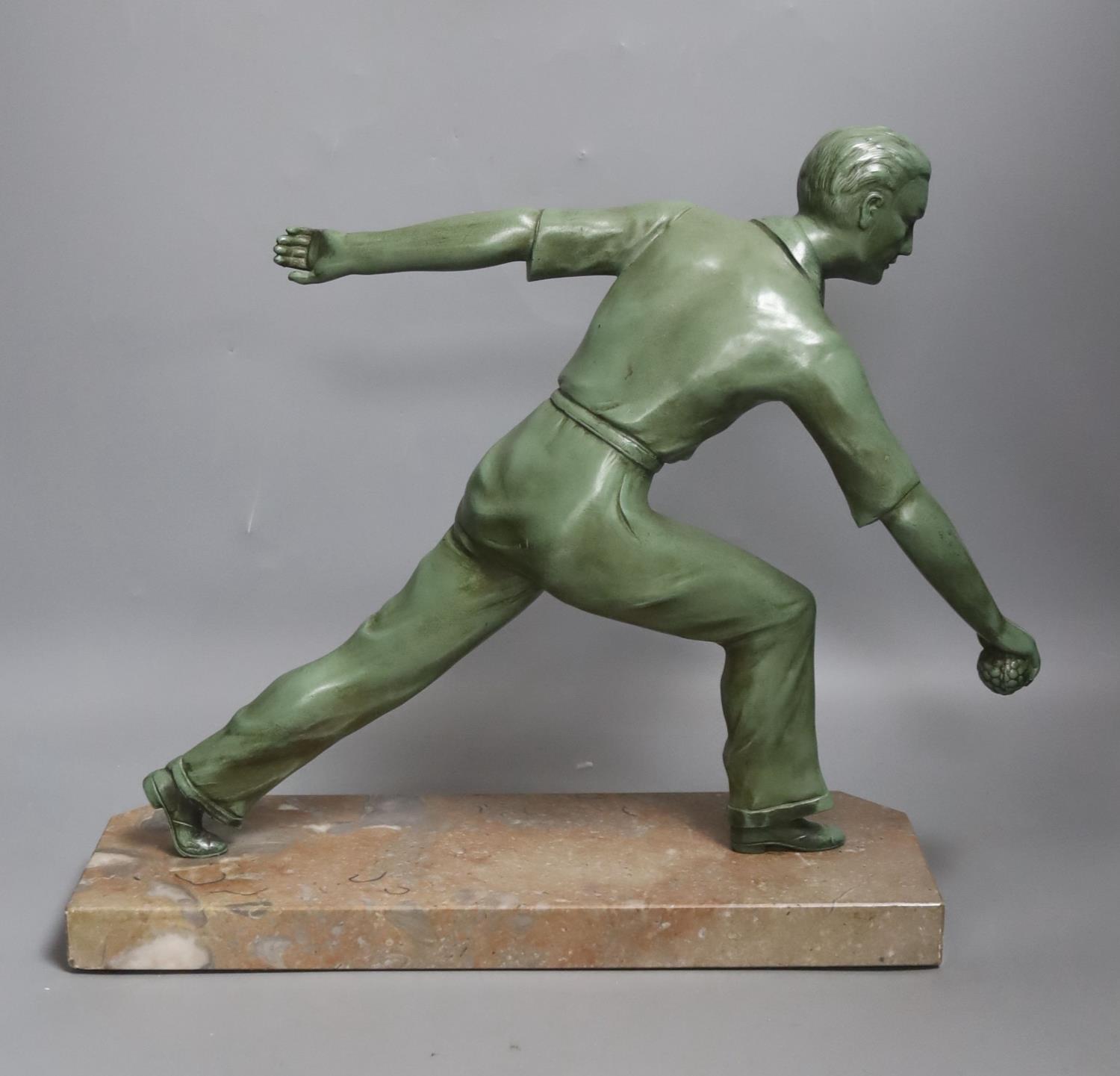 An Art Deco model of a gentleman playing boules. Marble base with plaque reading ‘Les boulistes de - Image 3 of 3