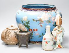 Assorted Japanese items, cloisonné enamel jardiniere etc. 27cm