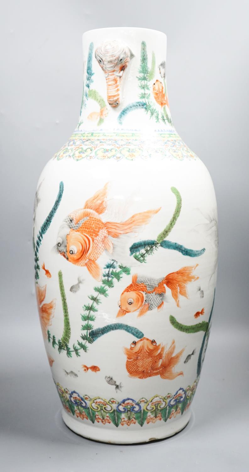A large late 19th century Chinese famille verte ‘goldfish’ vase, 52.5 cm high - Image 2 of 5