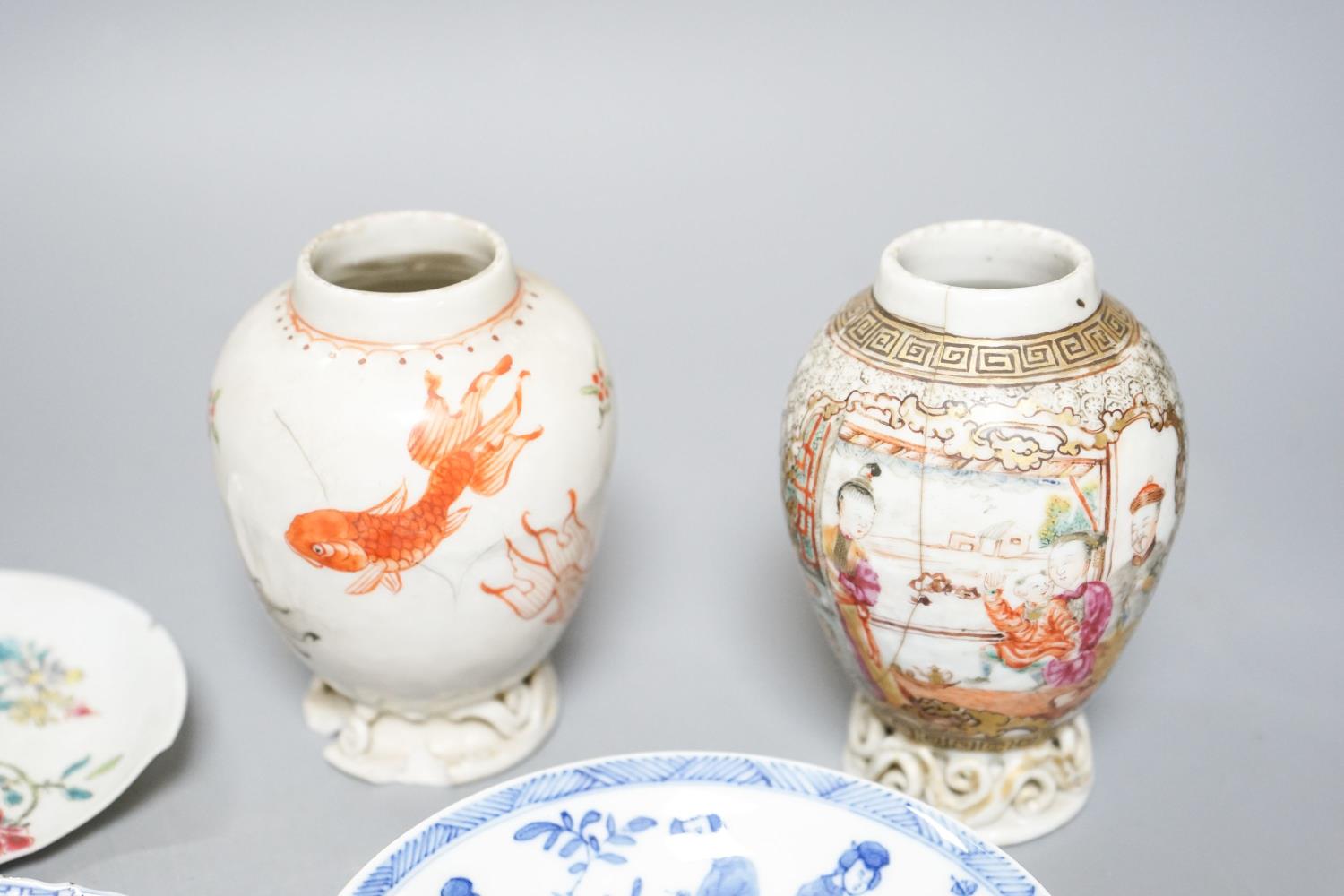 Assorted Chinese porcelain vases and tea wares, Qing dynasty or later - Image 4 of 7
