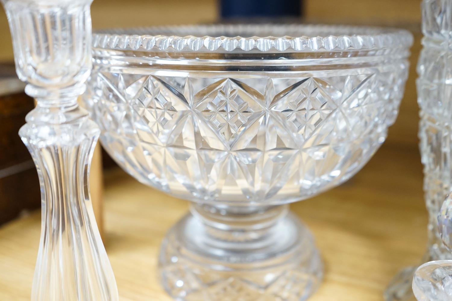 A cut crystal circular pedestal bowl, 30cm diameter another similar bowl and sundry glassware - Image 4 of 5