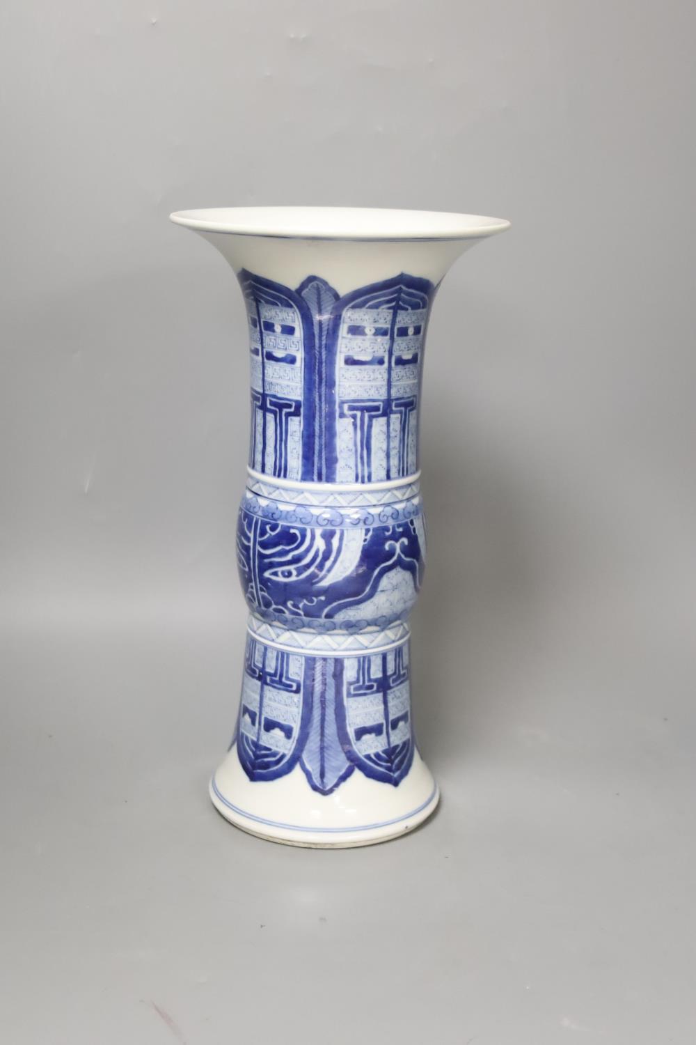 A Chinese blue and white beaker vase 33cm - Image 2 of 4